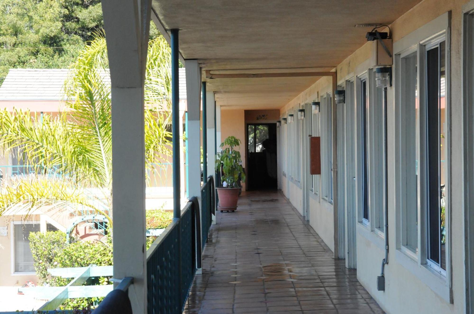 Oasis Inn And Suites Santa Barbara Kültér fotó