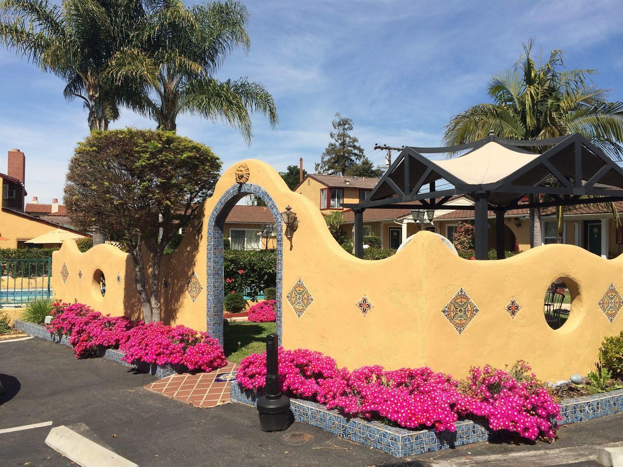 Oasis Inn And Suites Santa Barbara Kültér fotó